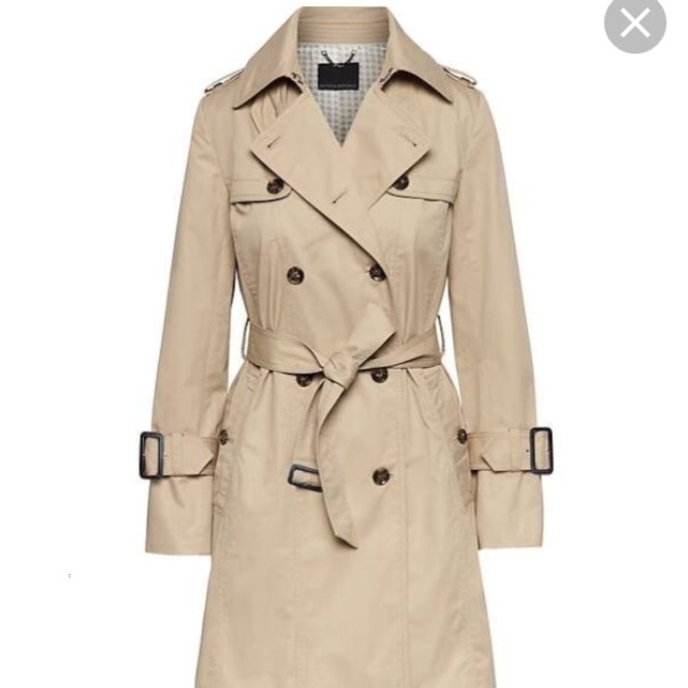 Banana Republic spring jacket WHITE(not beige)